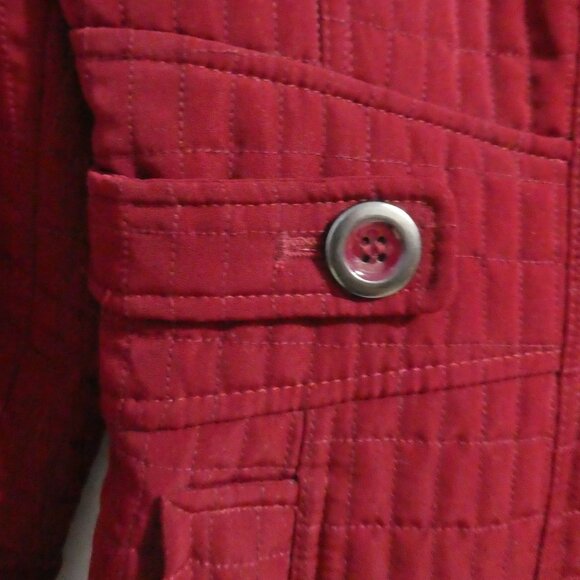 GALLERY | large | Burgundy Quilted Zip-Up Jacket | Button Waist Details - Picture 7 of 16